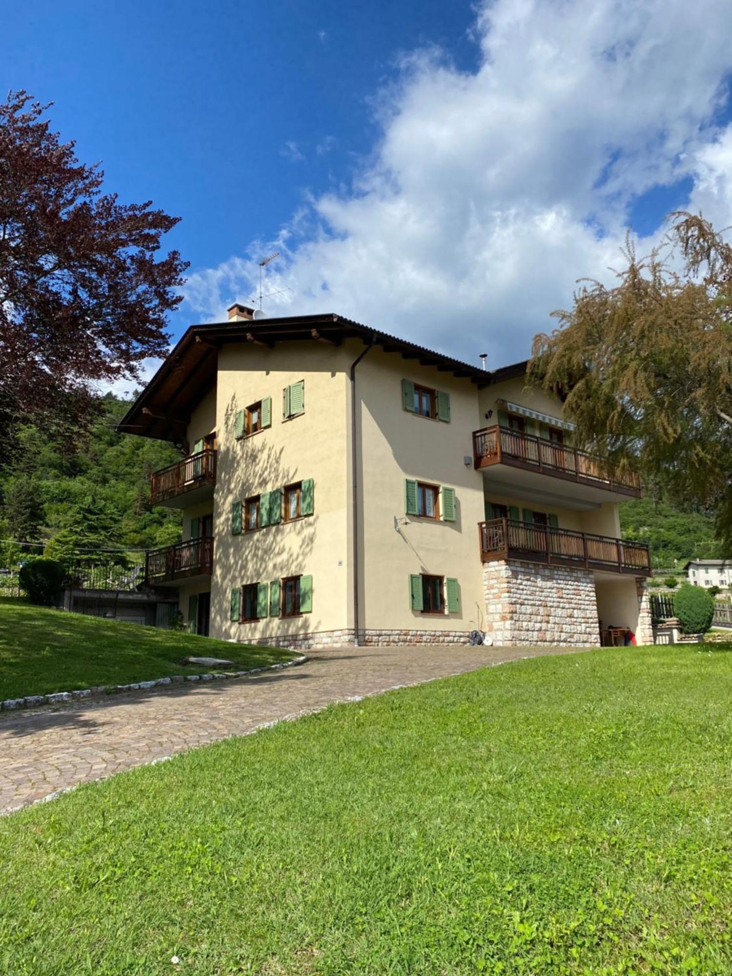 B&B La Casa In Collina Trento Exterior foto